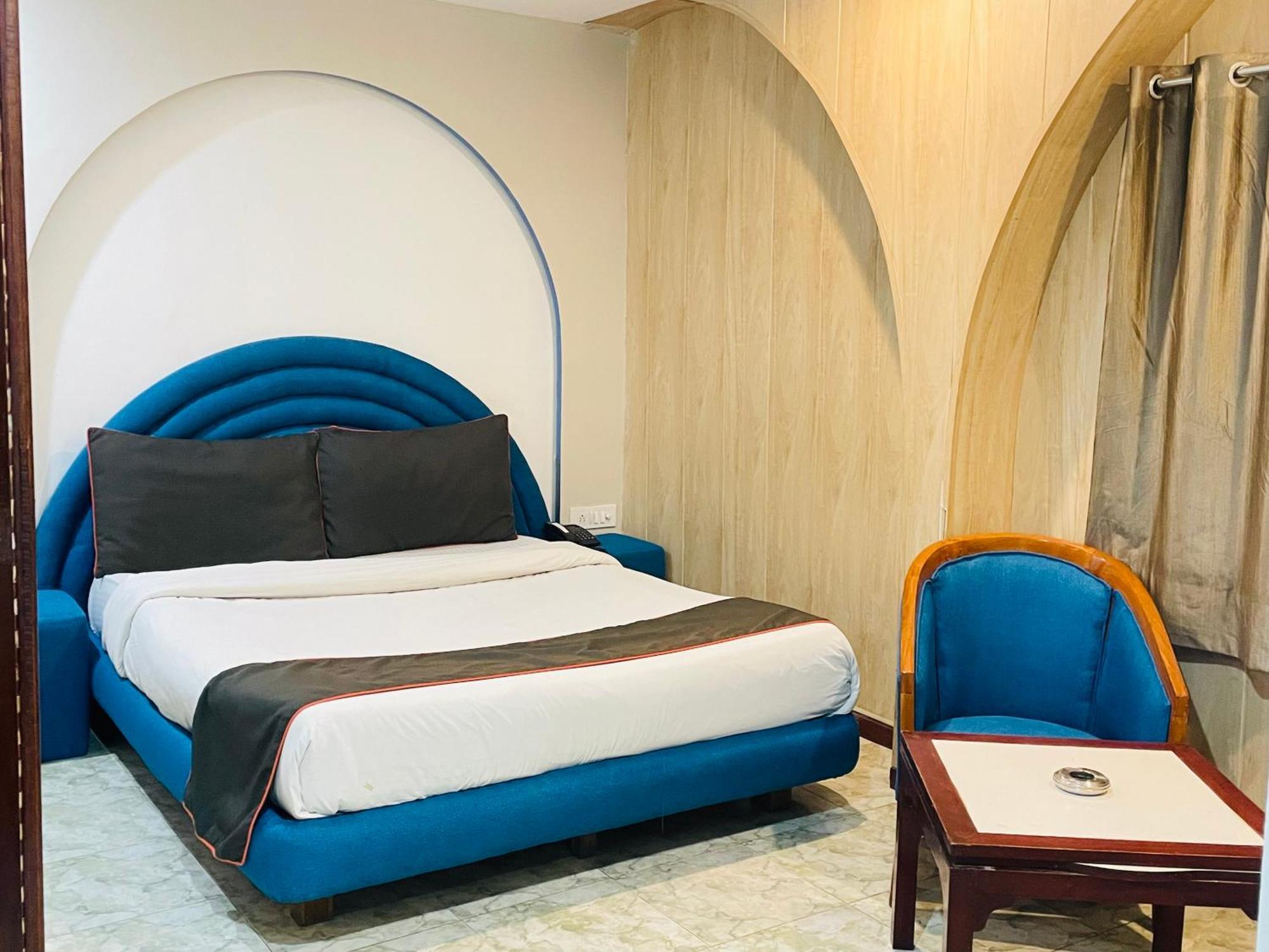 The Royal Presidency Inn 勒克瑙 外观 照片